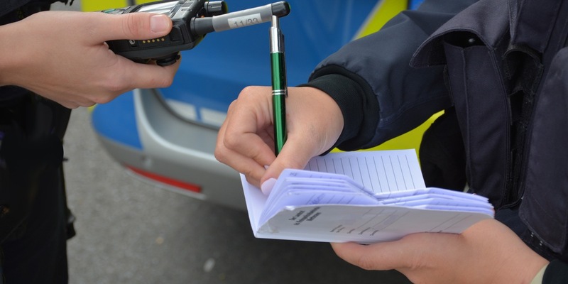 POL-ME: Mit Airsoftwaffe auf Bus geschossen - Polizei sucht Hinweise - 2509124 - Foto: presseportal.de