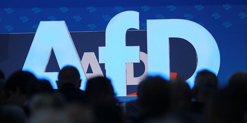 Logo auf AfD-Parteitag (Archiv) - Foto: über dts Nachrichtenagentur