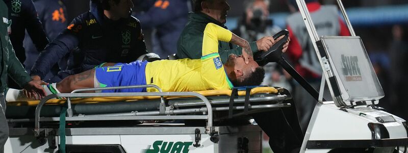 Brasiliens Star Neymar hat sich am Knie verletzt. - Foto: Matilde Campodonico/AP