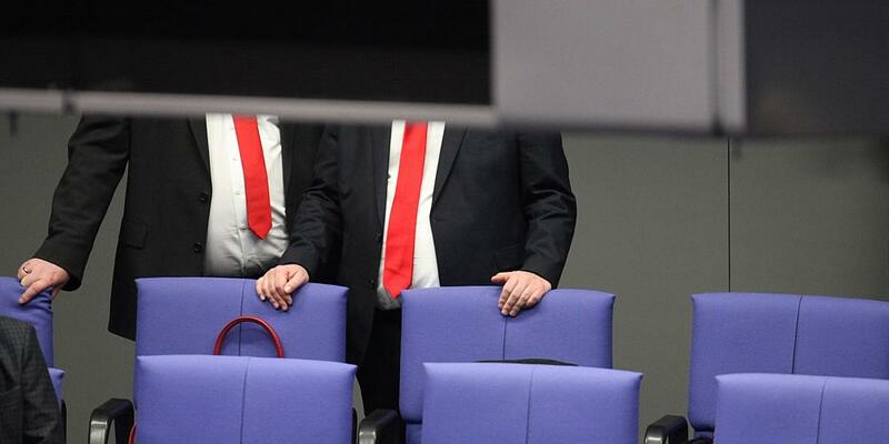 Zwei Bundestagsabgeordnete (Archiv) - Foto: über dts Nachrichtenagentur