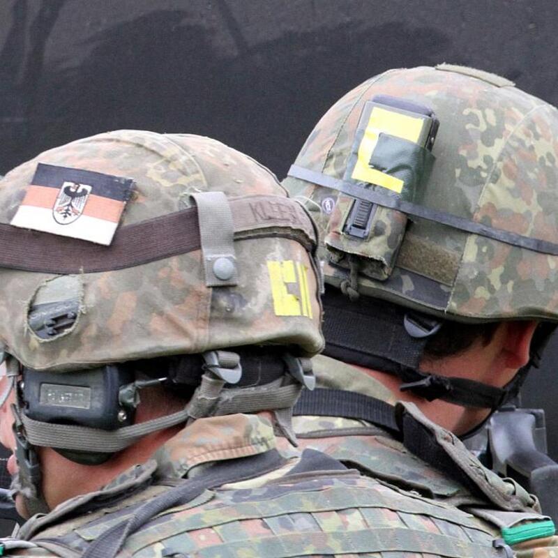 Bundeswehr-Helme (Archiv) - Foto: über dts Nachrichtenagentur