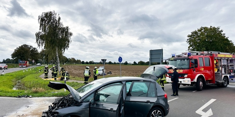 FFW Schwalmtal: Technische Hilfeleistung nach Verkehrsunfall - Foto: presseportal.de