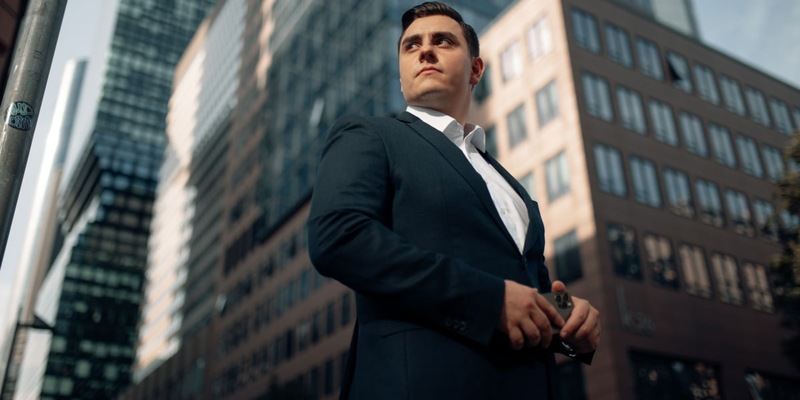 Trotz hoher Zinsen Immobilien verkaufen: Hans Schneider zeigt, warum ein Umdenken für Immobilienunternehmer unerlässlich ist - Foto: presseportal.de