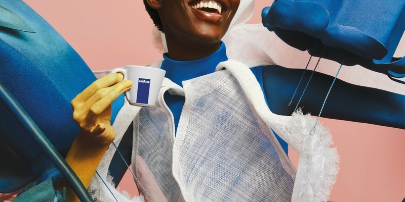 Der Lavazza Kalender 2024 feiert Partnerschaft und Zusammenarbeit mit einer Reise durch die afrikanische Fotografie - Foto: presseportal.de