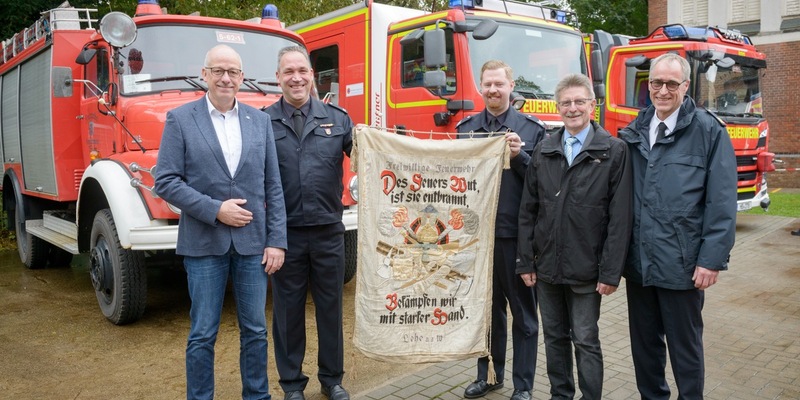 FW Bremerhaven: Freiwillige Feuerwehr Bremerhaven-Lehe feiert ihr 25-jähriges Jubiläum - Foto: presseportal.de