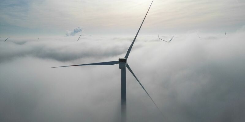 EU-Ziele zum Ausbau erneuerbarer Energien: Bis 2030 müssen deutlich mehr Windräder her. - Foto: Jan Woitas/dpa