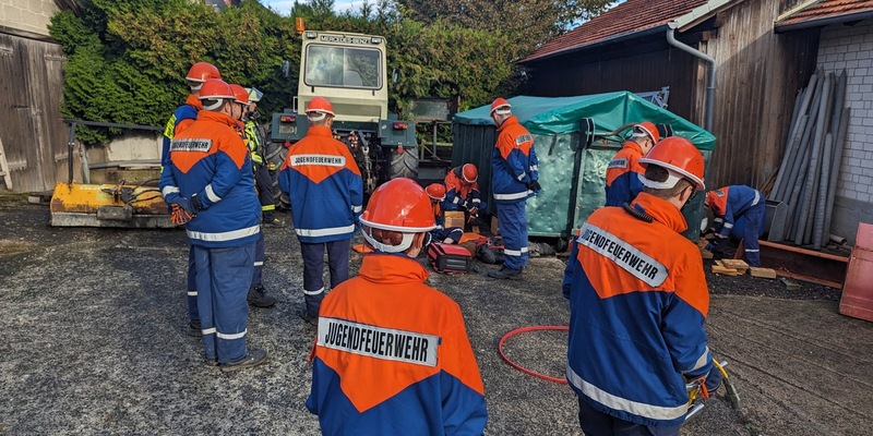 FW-AR: 24 Stunden 'Übungsschicht' für die Jugendfeuerwehr - Foto: presseportal.de