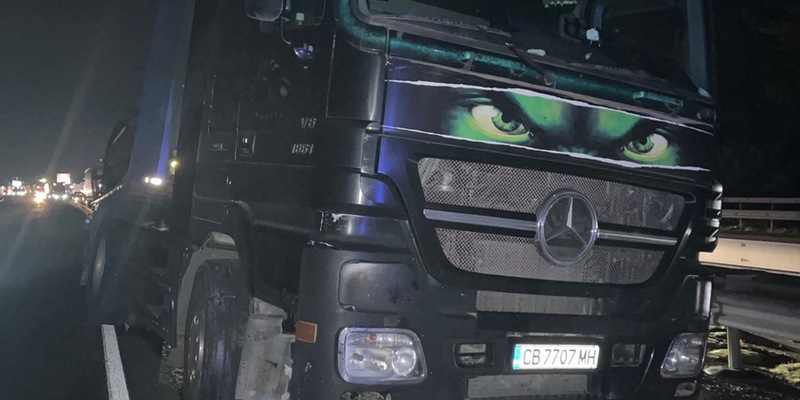 POL-VDKO: LKW Unfall im Baustellenbereich verursacht erhebliche Verkehrsstörungen - Foto: presseportal.de