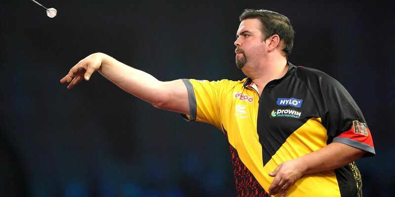 Gabriel Clemens musste sich Peter Wright mit 5:6 geschlagen geben. - Foto: Zac Goodwin/PA Wire/dpa/Archivbild