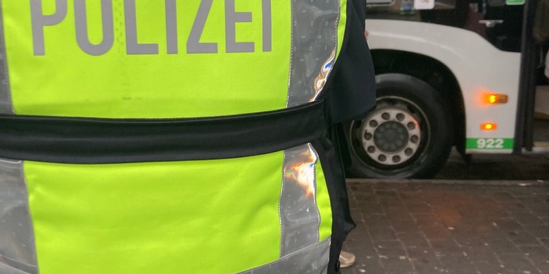 POL-HA: Uniformierte Polizisten begleiten erneut Busverkehr - Foto: presseportal.de