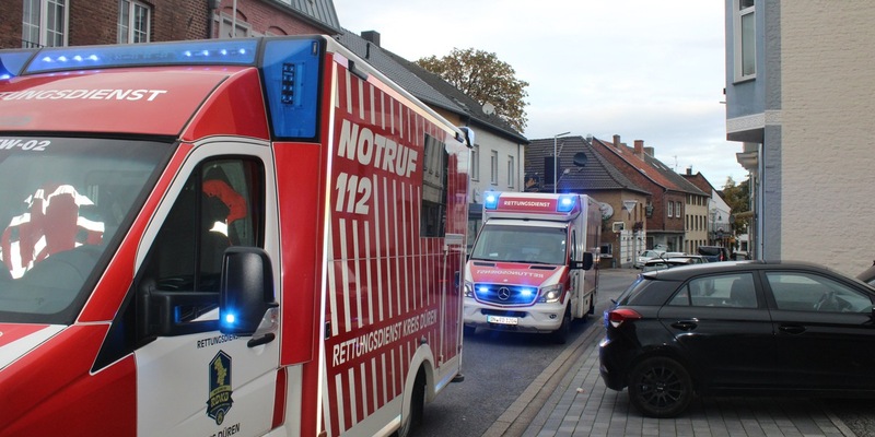 POL-DN: Autofahrer übersieht Passanten beim Ausparken - Foto: presseportal.de