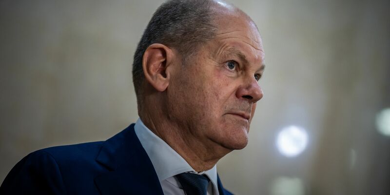 Bundeskanzler Olaf Scholz sichert Israel Unterstützung zu. - Foto: Michael Kappeler/dpa