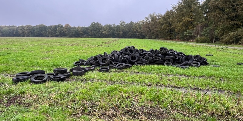 POL-CUX: Erneute Müllentsorgung - Zeugen gesucht (Lichtbild in der Anlage) - Foto: presseportal.de