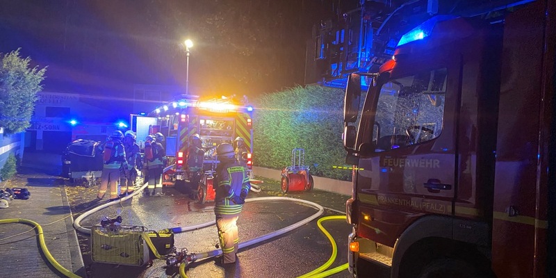 FW Frankenthal: Glimpflicher Ausgang eines Küchenbrandes - Foto: presseportal.de