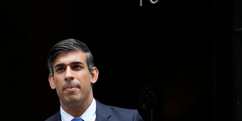 Will sich mit Elon Musk austauschen: Großbritanniens Premier Rishi Sunak. - Foto: Frank Augstein/AP/dpa