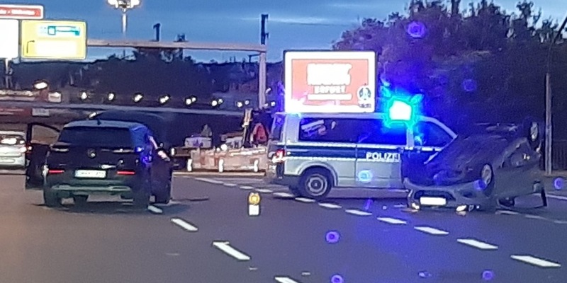 LPI-EF: Unfall im Berufsverkehr - Foto: presseportal.de