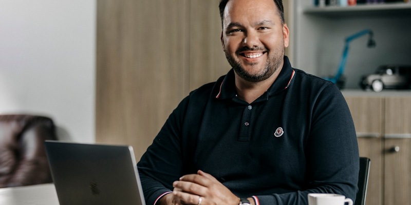 So übernimmt Robert Eckhold mit der Hofmann Metall GmbH soziale Verantwortung für seine Region - Foto: presseportal.de