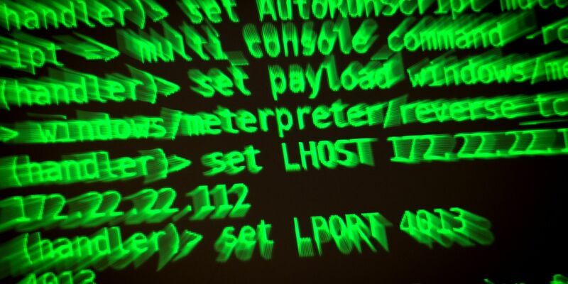 Das BSI stellt seit einiger Zeit fest, dass kriminelle Hacker vermehrt Opfer auswählen, die ihnen leicht angreifbar erscheinen (Symbolbild). - Foto: Sina Schuldt/dpa