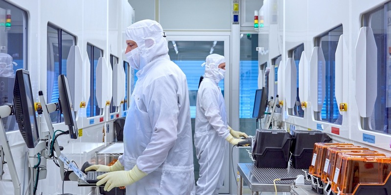 Chiphersteller Vishay setzt auf Zukunft / Bau der neuen 300 mm Fabrik für Halbleiterproduktion in Norddeutschland im Zeitplan / Vorbereitung auf die Transformation im Automobilsektor - Foto: presseportal.de