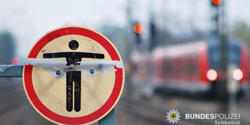 Bundespolizeidirektion München: Alkoholisierter Gleisläufer - Foto: presseportal.de