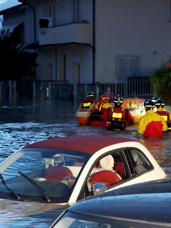 Zware stormen en overstromingen hebben Italië gisteravond getroffen.