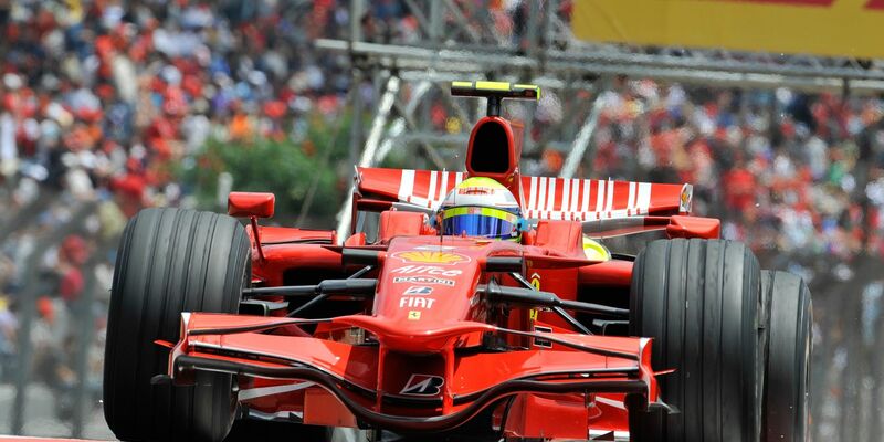 Möchte den WM-Titel nachträglich zugesprochen bekommen: Felipe Massa. - Foto: Gero Breloer/dpa