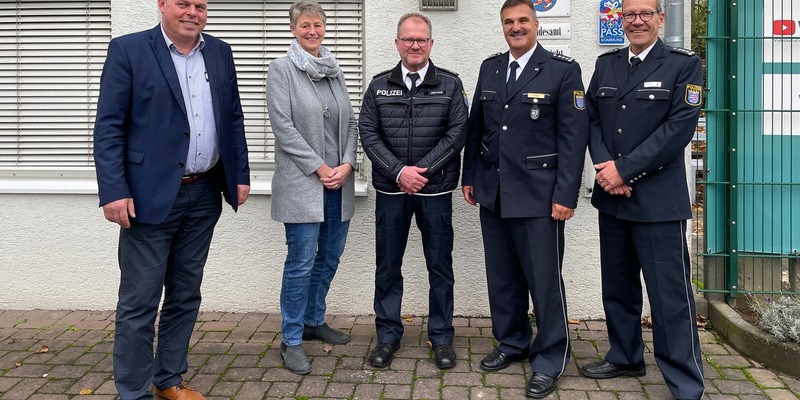 POL-WE: Rosbach: Bodo Zeifang ist der Schutzmann vor Ort - Foto: presseportal.de