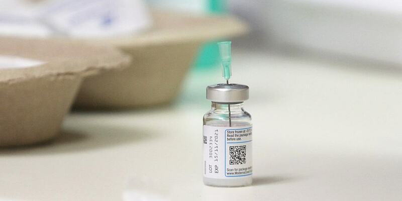 Impfampulle von Moderna (Archiv) - Foto: über dts Nachrichtenagentur