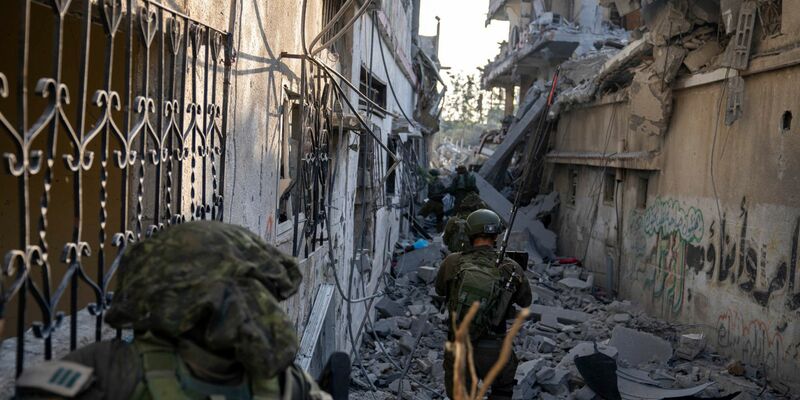 Wie lange wird der Kriegszustand zwischen den Hamas und Israel anhalten? - Foto: HO/Israel Defense Forces/AP/dpa