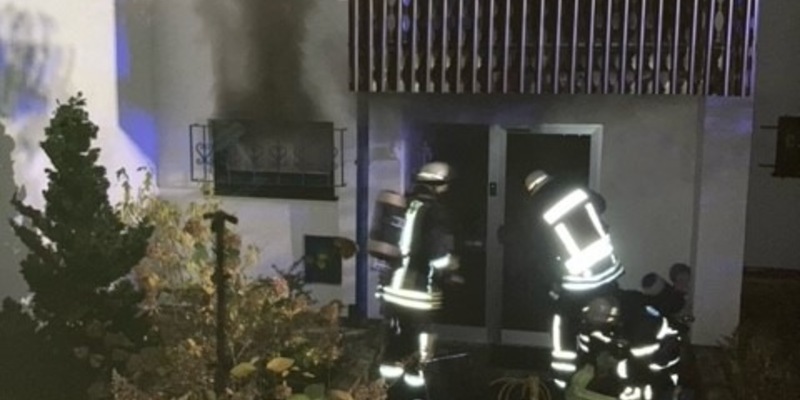 FW-DO: Nachbarn bemerken Brand in leerstehenden Gebäude - Foto: presseportal.de
