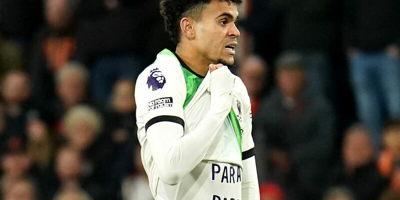 Richtete emotionale Worte an die Entführer seines Vaters: Liverpool-Profi Luis Díaz. - Foto: Zac Goodwin/PA Wire/dpa