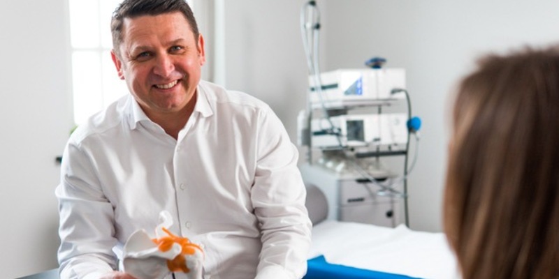 Digitale Volumentomographie in der Orthopädie: Dr. Csaba Losonc erklärt, warum DVT-Untersuchungen die orthopädische Behandlung revolutionieren könnten - Foto: presseportal.de