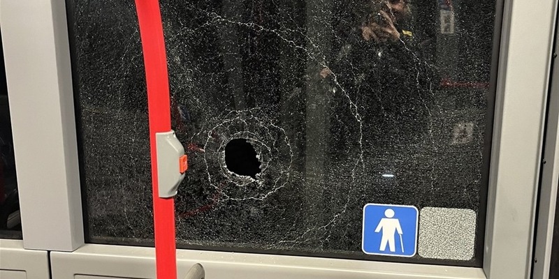 POL-AC: Gefährlicher Eingriff in den Straßenverkehr - Polizei sucht Täter - Foto: presseportal.de