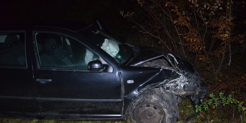 POL-HF: Parkende Fahrzeuge beschädigt- Verursacherin flüchtet - Foto: presseportal.de