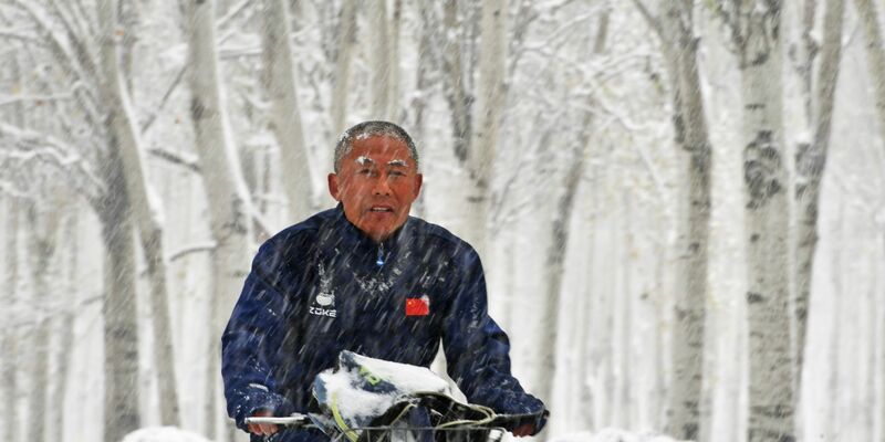 Heftiges Schneetreiben in Nordchina. - Foto: Yang Qing/XinHua/dpa