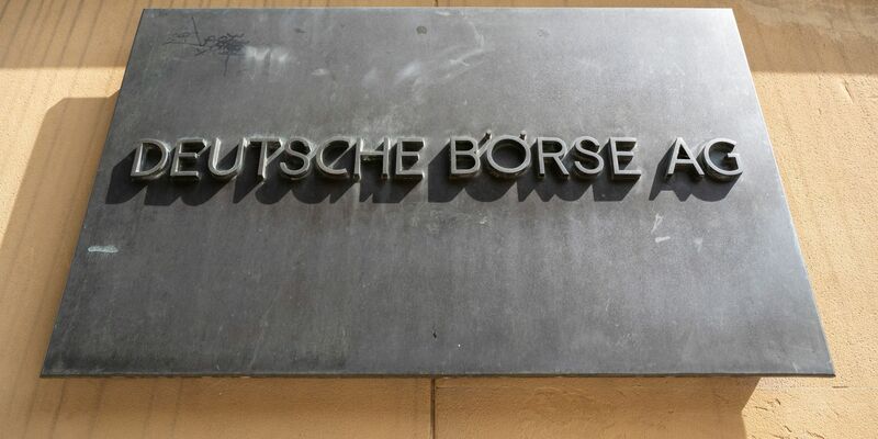 Die Deutsche Börse AG in Frankfurt am Main. - Foto: Alina Grünky/dpa