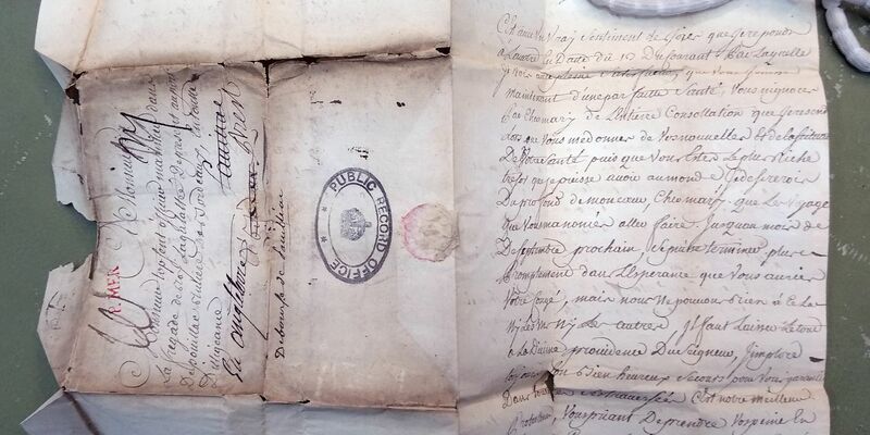 Ein Liebesbrief von Anne Le Cerf an ihren Ehemann Jean Topsent, der Teil einer Sammlung von Briefen war, die von der britischen Royal Navy beschlagnahmt wurden. - Foto: Renaud Morieux/The National Archives/PA Media/dpa