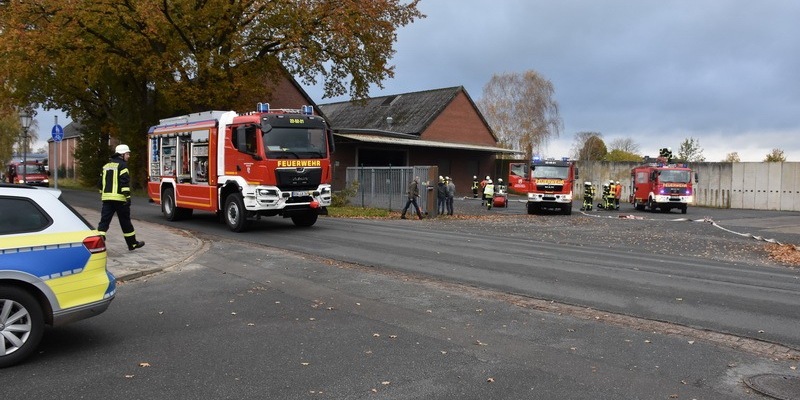 FW-ROW: Feuer in Lagerhalle - Feuerwehr verhindert schlimmeres - Foto: presseportal.de