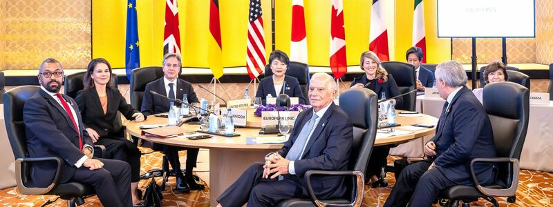 Die Außenministerinnen und -minister der G7-Staaten treffen sich in Tokio. - Foto: Sina Schuldt/dpa