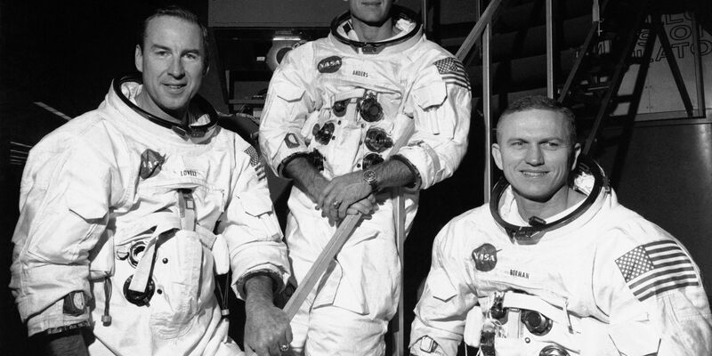 Die Astronauten der Apollo-8-Mission 1968: James Lovell (l-r), William Anders und Frank Borman. - Foto: Uncredited/AP