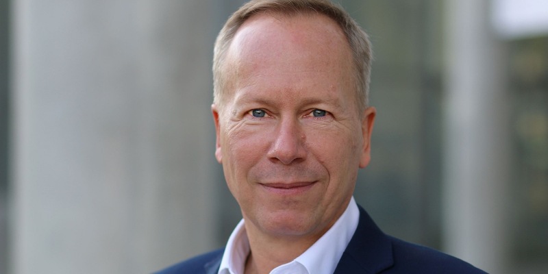 Neuer Stern am M&A-Himmel / Aus Proventis Partners München und Düsseldorf wird atares - Foto: presseportal.de