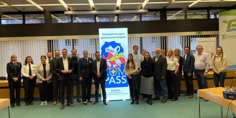 POL-OF: KOMPASS-Initiative: Stadt Erlensee mit Sicherheitssiegel ausgezeichnet - Foto: presseportal.de