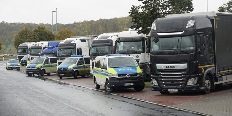 POL-GOE: Polizeidirektion Göttingen verstärkt Kontrollen im gewerblichen Güter- und Personenverkehr - Foto: presseportal.de