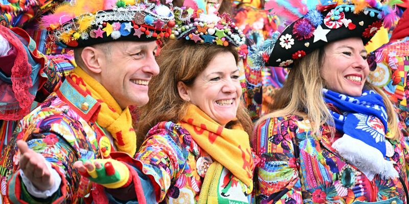 Karneval in Düsseldorf: «Für die regionale Wirtschaft ist der Karneval ein Lichtblick», sagt IW-Direktor Michael Hüther. - Foto: Federico Gambarini/dpa
