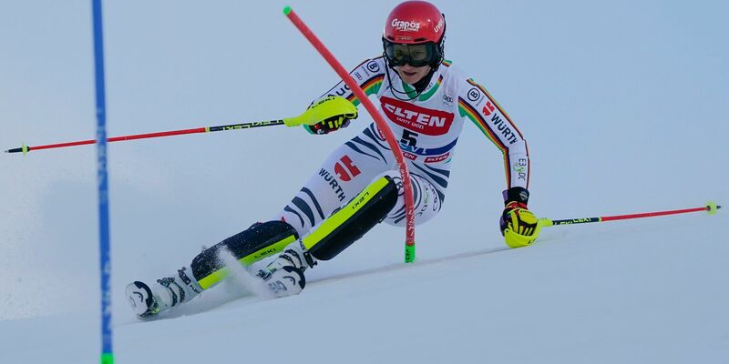 Kam auf Platz zwei beim Weltcup in Levi: Die 32-jährige Lena Dürr. - Foto: Giovanni Auletta/AP