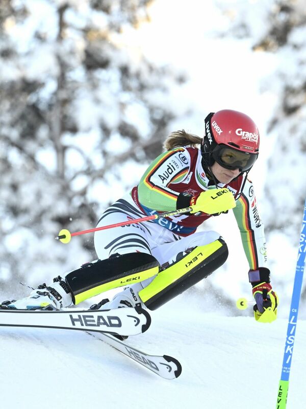 Lena Dürr setzt bei ihren ersten Rennen des Winters direkt zwei