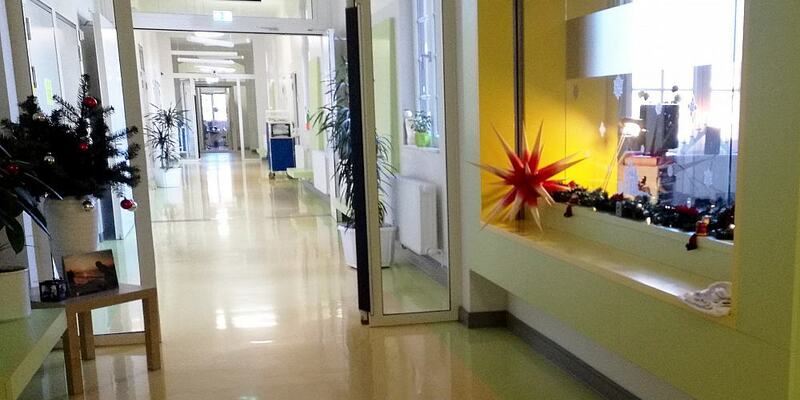 Krankenhaus zur Weihnachtszeit (Archiv) - Foto: über dts Nachrichtenagentur