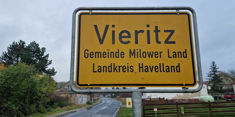 In der Gemeinde Milower Land in Brandenburg kam es zu einem Großeinsatz des SEK. - Foto: Cevin Dettlaff/TNN/dpa