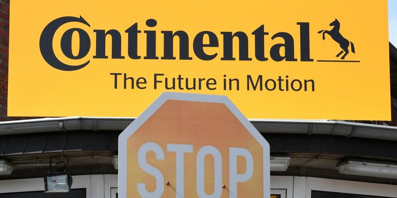 Continental will ab 2025 eine jährliche Kostenentlastung von 400 Millionen Euro zu erreichen. - Foto: Roberto Pfeil/dpa