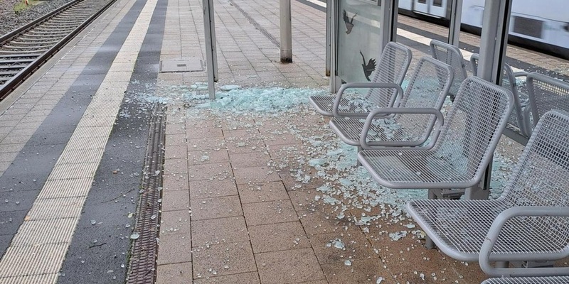 BPOL-KL: Zeugenaufruf - Sachbeschädigungen am Bahnhof Freinsheim - Foto: presseportal.de